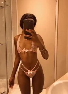 Pimp Salma's avatar