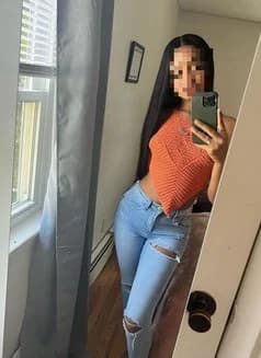 Zhara's avatar