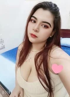 Fira Thai Masseuse In Barka's avatar