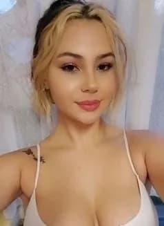 Chloe P's avatar