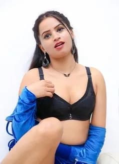 Komal's avatar