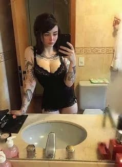 Laurain's avatar