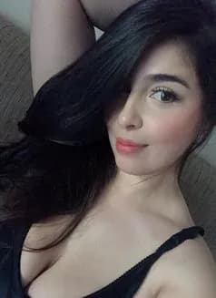 Sarita's avatar