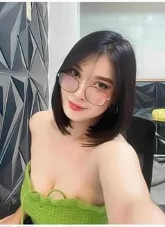 Trina's avatar