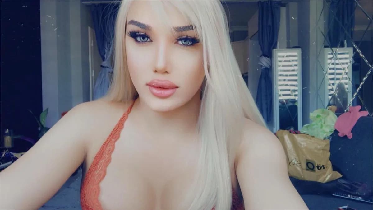 Hazeena's avatar