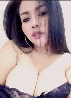 Camelia's avatar