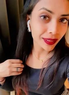 Khushi's avatar