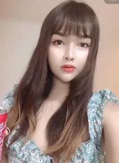 Kitty's avatar