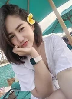 Sheila's avatar