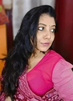 Madhuri Banerjee's avatar