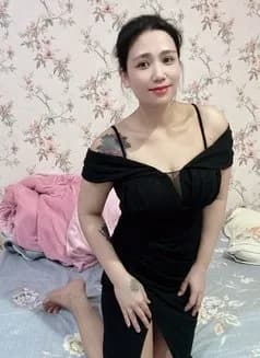 Nana Jumy's avatar