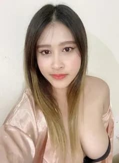 Mintra's avatar