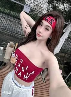 Luena's avatar