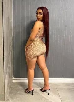 Zeinah's avatar