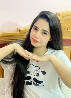 Zainab's avatar