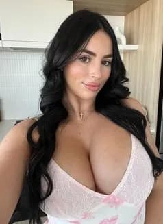 Allison Jane's avatar