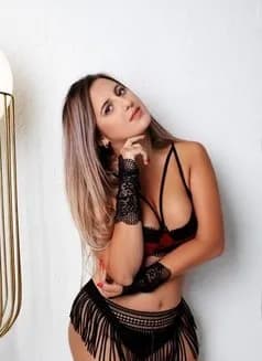 Yeneka's avatar