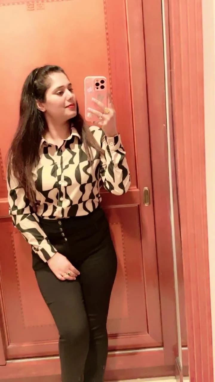 ARUSHI NEW MODEL IN DUBAI's avatar