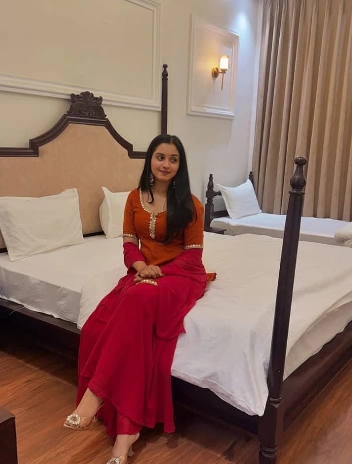 Divyanshi Incall Outcall Both Available's avatar